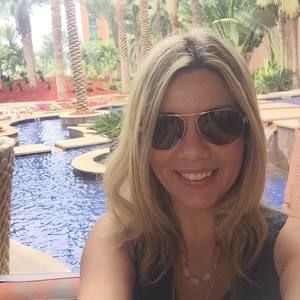 Meet your Posher, Kelly